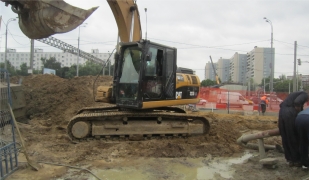 Гусеничный экскаватор CATERPILLAR 323D LN купить в компании Рабочие Машины