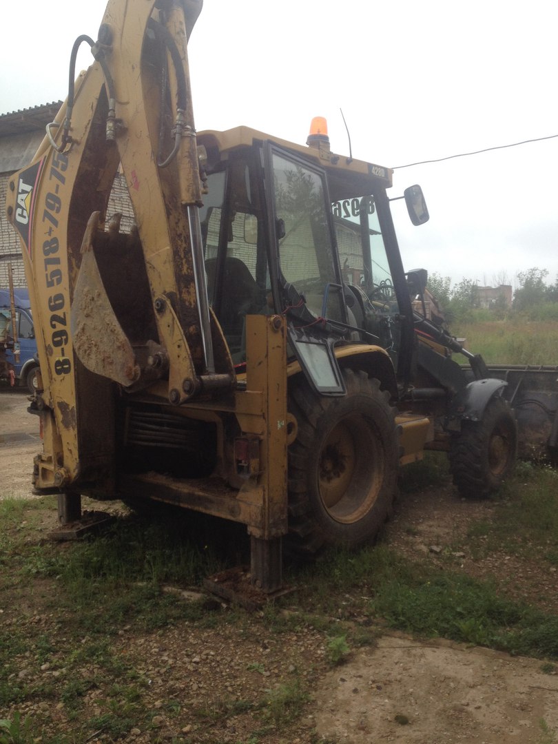 Экскаватор - погрузчик CATERPILLAR 428 купить в компании Рабочие Машины