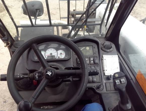 Телескопический погрузчик Bobcat T3571 купить в компании Рабочие Машины