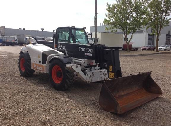 Телескопический погрузчик Bobcat T40170 купить в компании Рабочие Машины