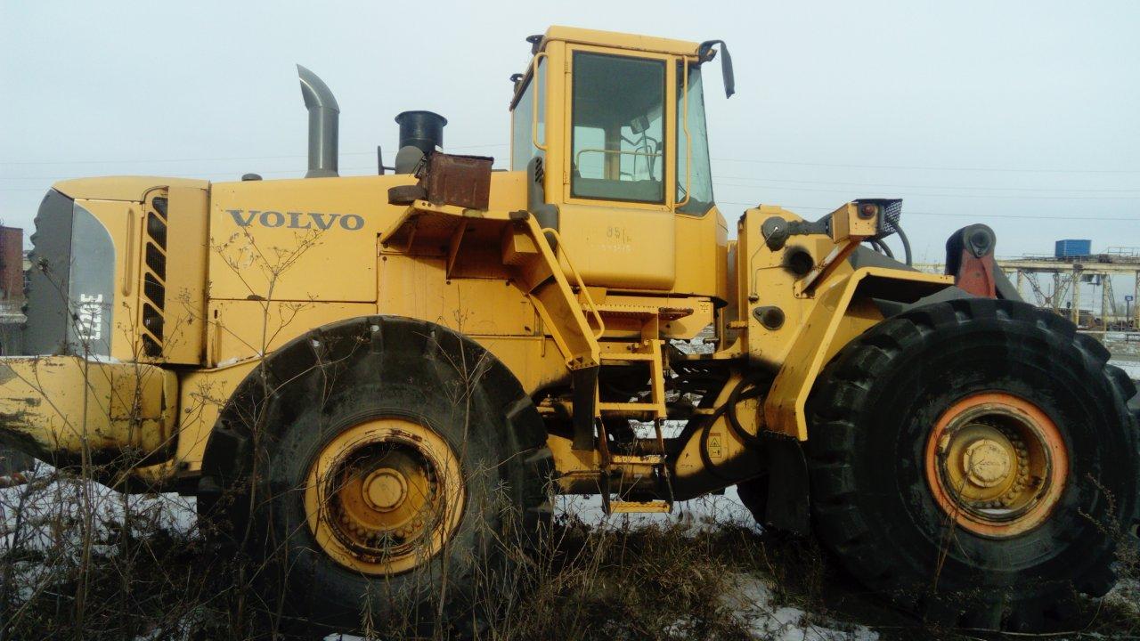 Фронтальный погрузчик VOLVO L220E купить в компании Рабочие Машины