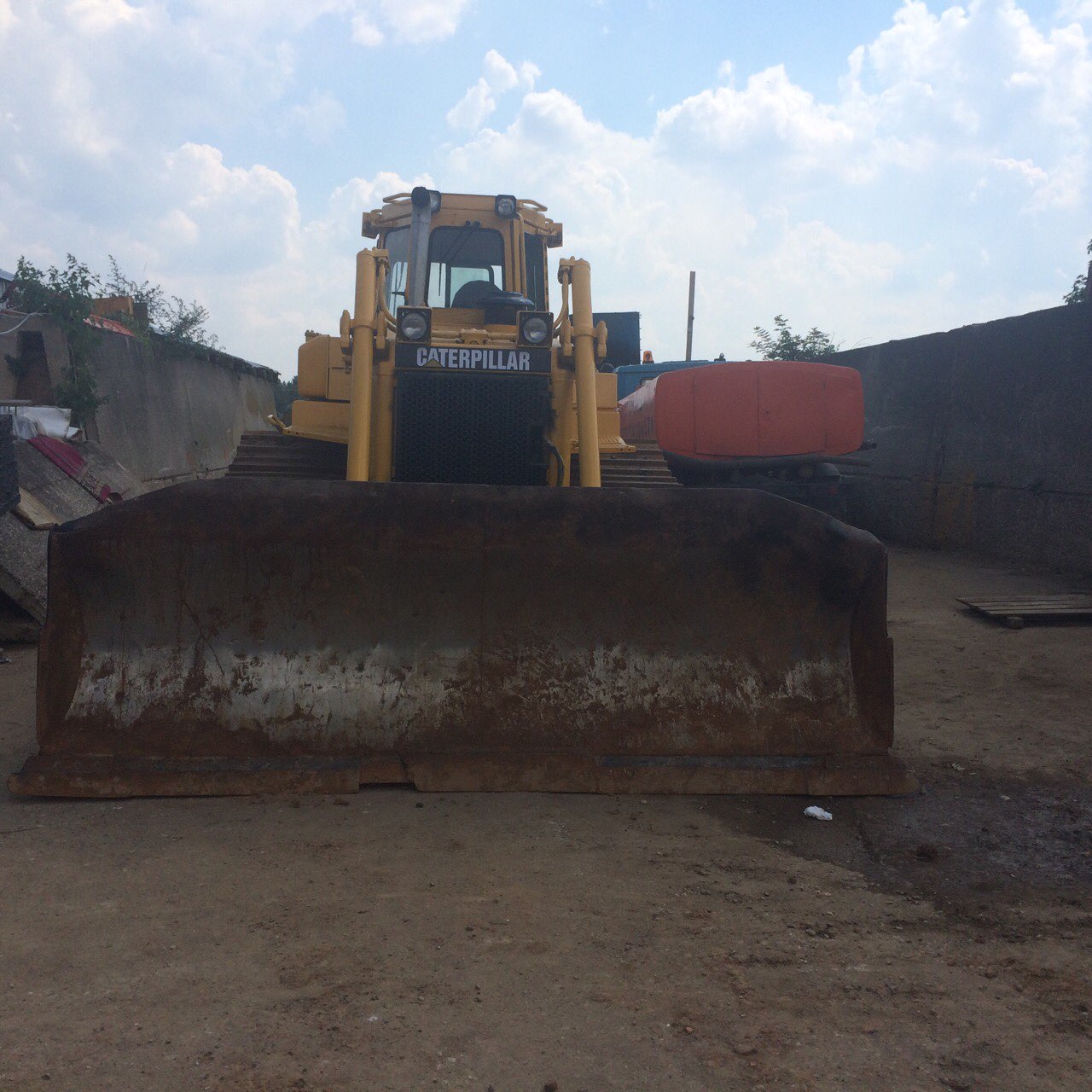 Бульдозер CATERPILLAR D 9R купить в компании Рабочие Машины