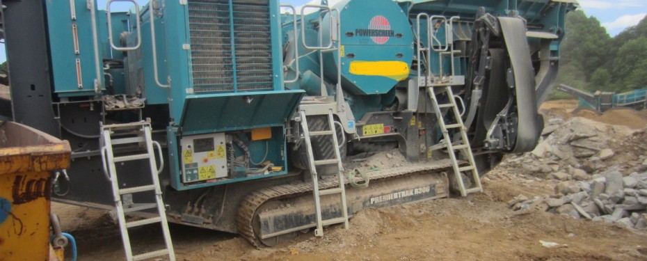 Дробилка щековая Powerscreen Premiertrack 300 купить в компании Рабочие Машины