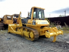 Бульдозер Komatsu D65E купить в компании Рабочие Машины
