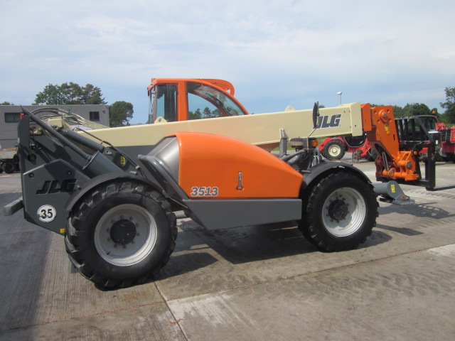 Телескопический погрузчик JLG 3513 (988) купить в компании Рабочие Машины