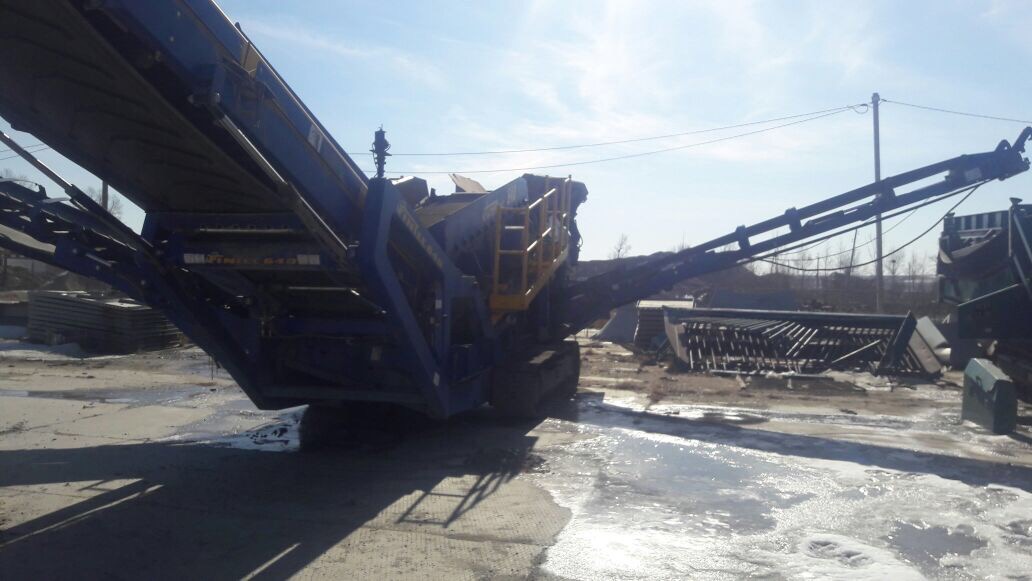 Грохот SANDVIK QE330 (Fintec 640) 2008 г/в купить в компании Рабочие Машины