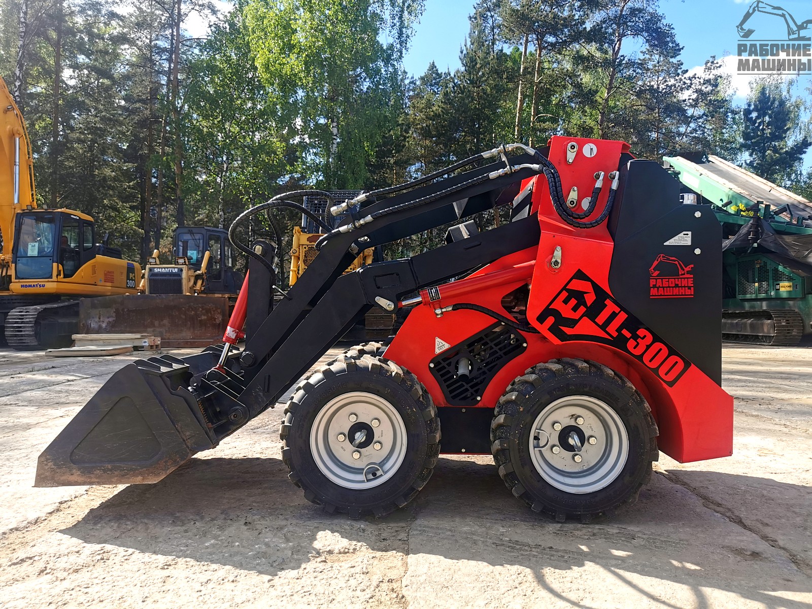 Мини - погрузчик с бортовым поворотом RED BUG TL300 купить в компании Рабочие Машины