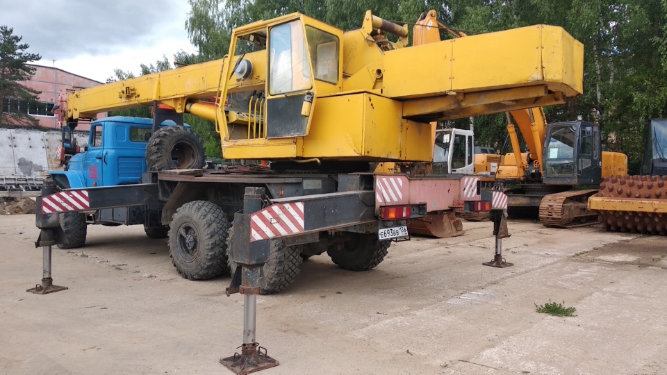 Автокран ЧЕЛЯБИНЕЦ КС-45721-17, 2007 г. купить в компании Рабочие Машины