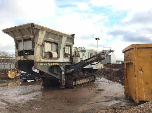 Щековая дробилка McCloskey C50 купить в компании Рабочие Машины