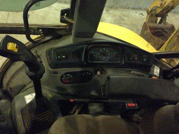 экскаватор-погрузчик New holland LB95B купить в компании Рабочие Машины