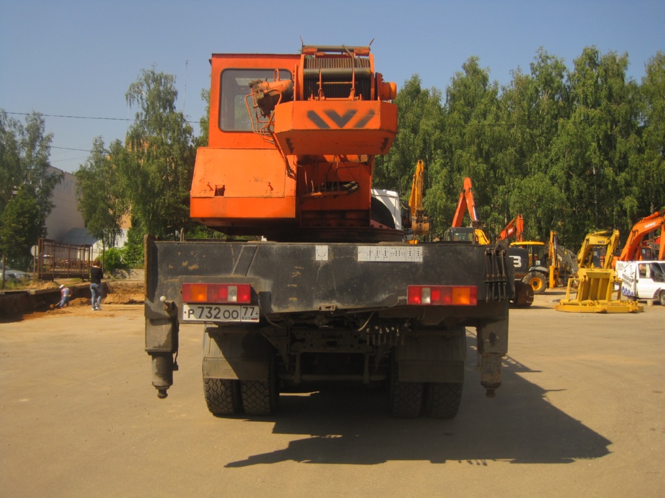 Автокран Угличмаш КС 55726 (25т) купить в компании Рабочие Машины