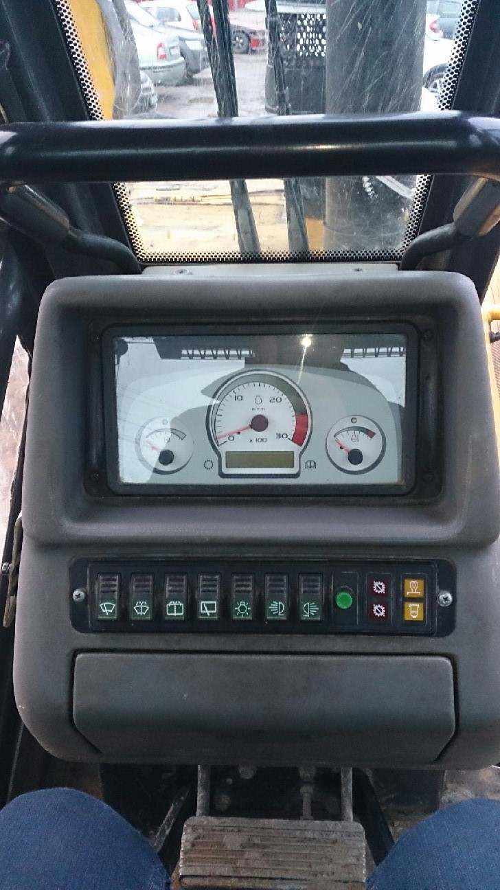 Бульдозер NEW HOLLAND D180LPG купить в компании Рабочие Машины
