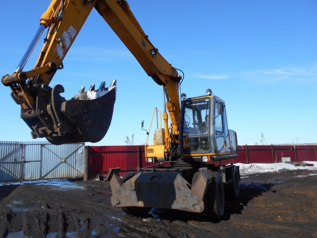 колёсный экскаватор JCB 130W купить в компании Рабочие Машины