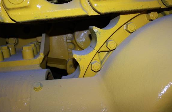 Трубоукладчик Komatsu D355C-3 купить в компании Рабочие Машины