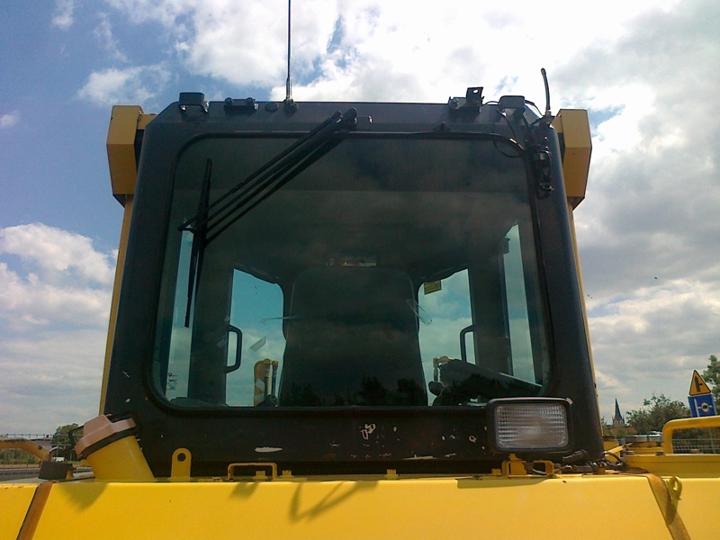 Бульдозер Komatsu D65PX-15EO купить в компании Рабочие Машины