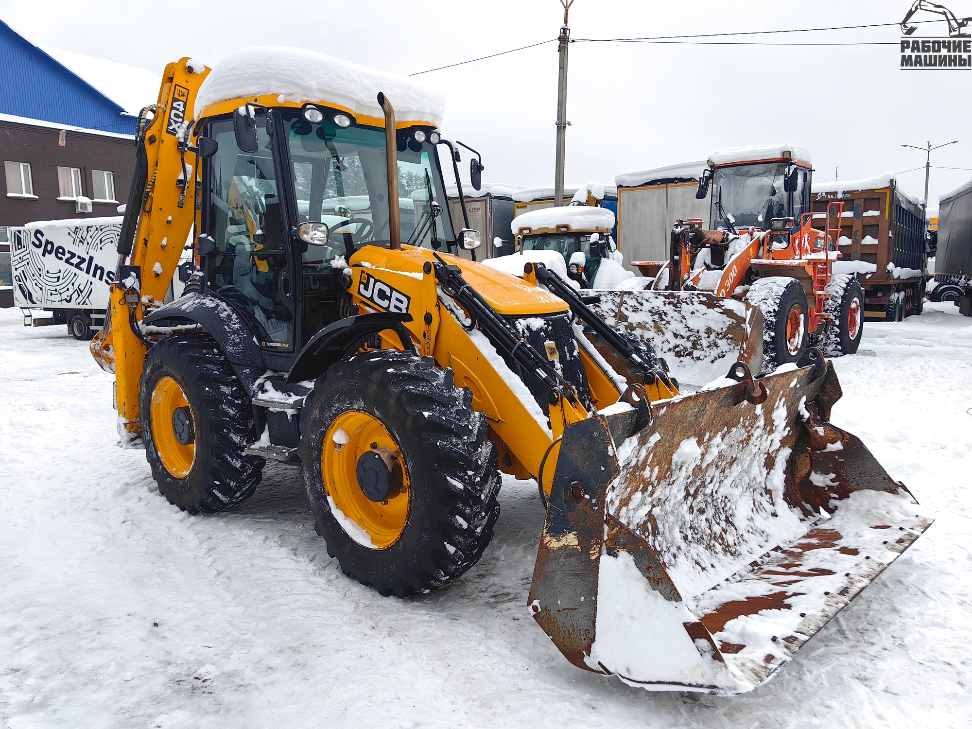 РАВНОКОЛЕСНЫЙ ЭКСКАВАТОР-ПОГРУЗЧИК JCB 4CX купить в компании Рабочие Машины