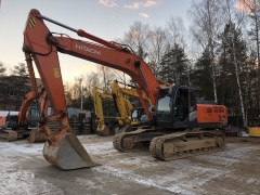 Экскаватор гусеничный HITACHI ZX300LC-5G купить в компании Рабочие Машины
