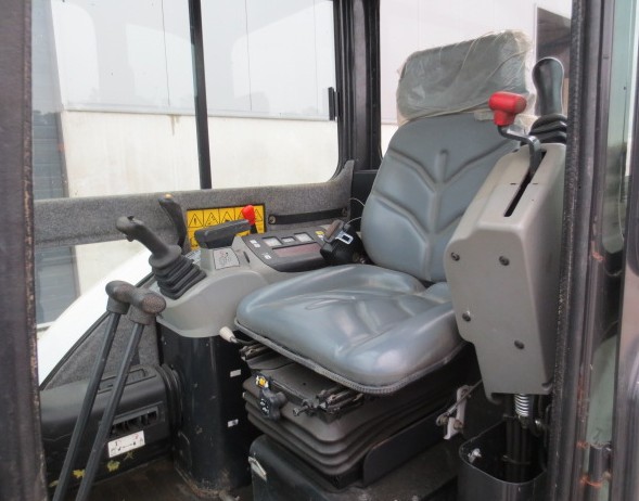 МИНИ ЭКСКАВАТОР BOBCAT 328 EG купить в компании Рабочие Машины