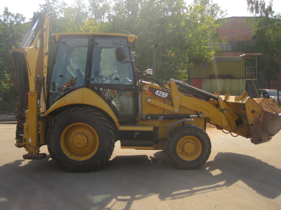 Экскаватор - погрузчик CATERPILLAR 428F 2014 купить в компании Рабочие Машины