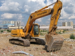 Гусеничный экскаватор HYUNDAI R 250LC-7 купить в компании Рабочие Машины