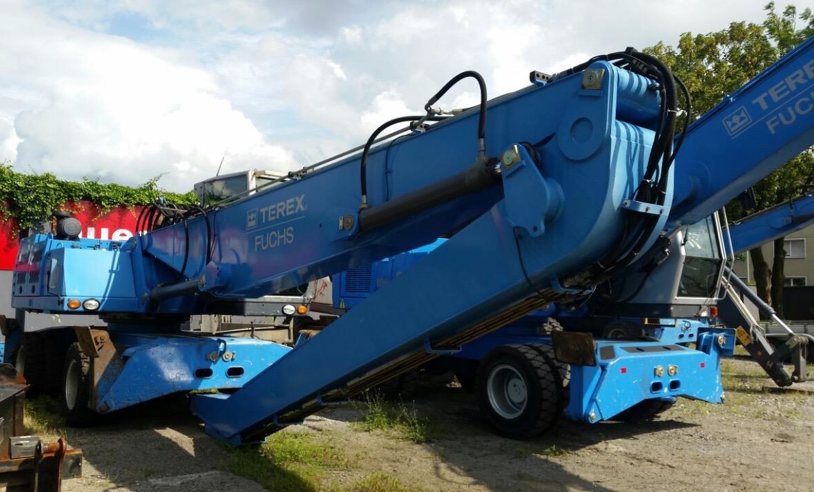 ПерегружательTEREX - FUCHS MHL 340D купить в компании Рабочие Машины