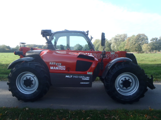 Телескопический погрузчик Manitou MLT 741-120LSU купить в компании Рабочие Машины