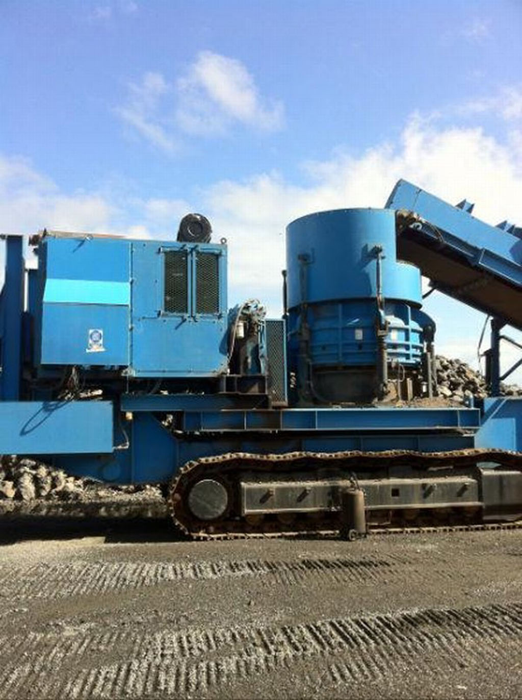 Конусная дробилка Terex Pegson Maxtrak 1300 купить в компании Рабочие Машины