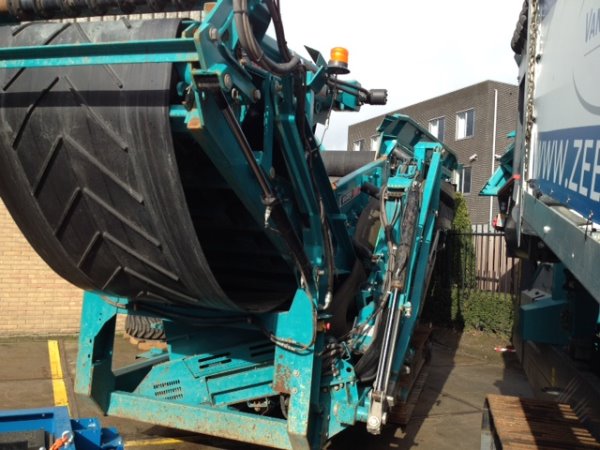 Грохот Powerscreen\Powerscreen Warrior 800 купить в компании Рабочие Машины