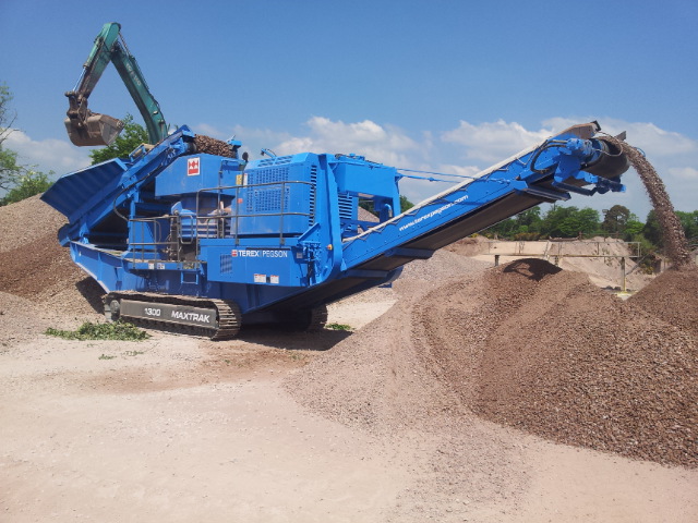 Конусная дробилка Terex Pegson Maxtrak 1300 купить в компании Рабочие Машины