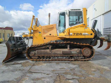 Бульдозер Liebherr PR724 купить в компании Рабочие Машины