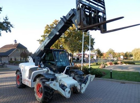 Телескопический погрузчик Bobcat T 35120 SL купить в компании Рабочие Машины