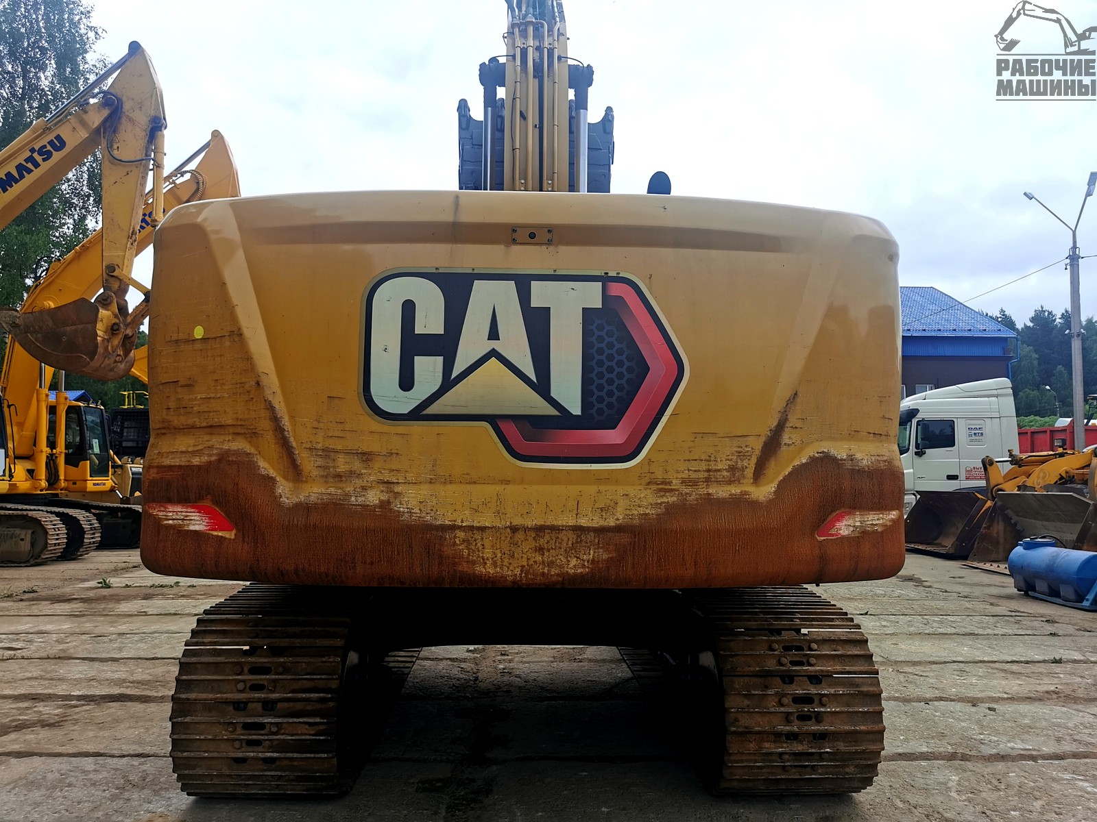 Экскаватор гусеничный CAT 330 GC купить в компании Рабочие Машины