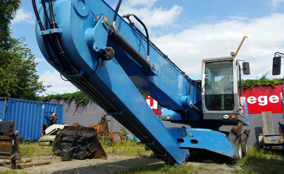 ПерегружательTEREX - FUCHS MHL 340D купить в компании Рабочие Машины