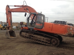Гусеничный экскаватор HITACHI ZX 330 купить в компании Рабочие Машины