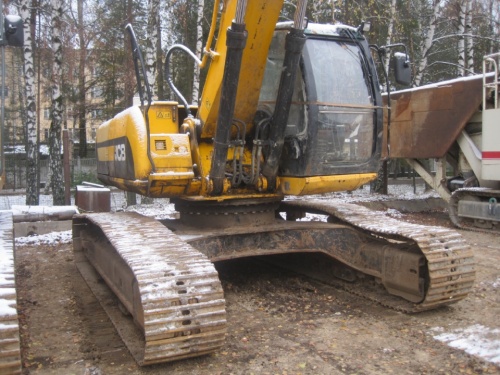 Гусеничный экскаватор JCB JS 260LC, 2011 купить в компании Рабочие Машины