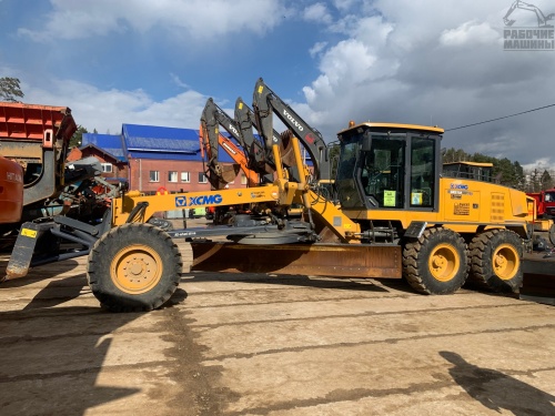 Автогрейдер XCMG GR215A купить в компании Рабочие Машины