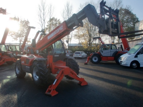 Телескопический погрузчик Manitou 1435 SL купить в компании Рабочие Машины