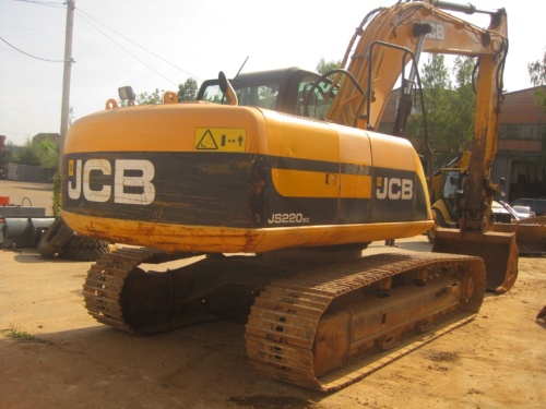 Гусеничный экскаватор JCB JS 220S купить в компании Рабочие Машины