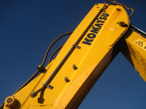 Экскаватор-погрузчик Komatsu WB93S-5 купить в компании Рабочие Машины