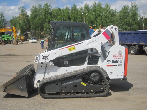 Мини - погрузчик гусеничный BOBCAT T590 2014 года купить в компании Рабочие Машины
