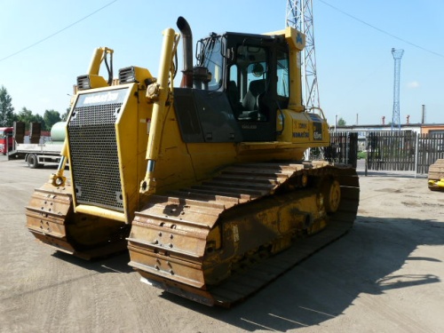 Бульдозер Komatsu D61PX-15ЕО купить в компании Рабочие Машины