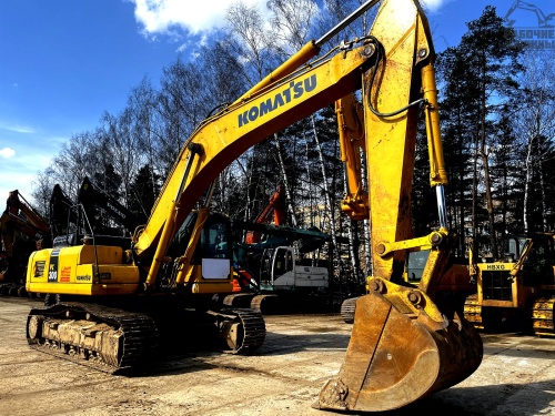 Гусеничный экскаватор KOMATSU PC300-8M0 купить в компании Рабочие Машины