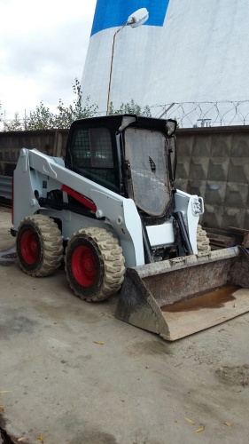 Мини - погрузчик с бортовым поворотом BOBCAT 630 купить в компании Рабочие Машины