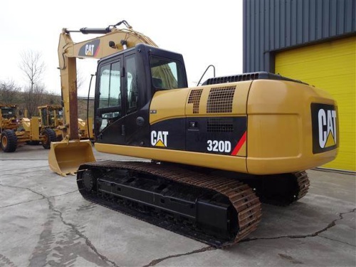 Гусеничный экскаватор CATERPILLAR 320D купить в компании Рабочие Машины