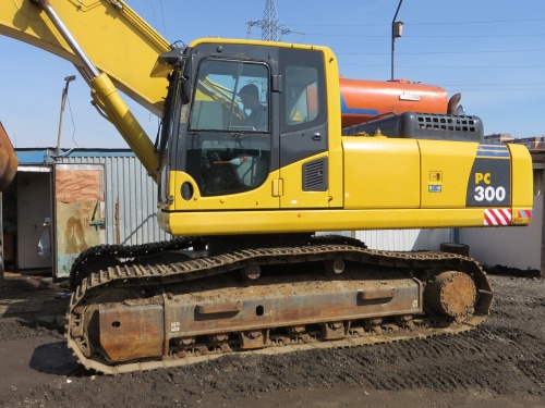 Гусеничный экскаватор KOMATSU PC300 2012 г/в купить в компании Рабочие Машины