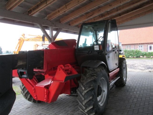 Телескопический погрузчик Manitou  MT 1235S купить в компании Рабочие Машины