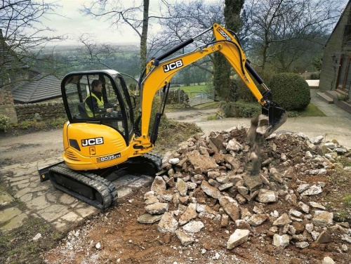 Мини-экскаватор JCB 8035ZTS купить в компании Рабочие Машины