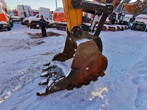 Гусеничный экскаватор Hyundai R 330 купить в компании Рабочие Машины