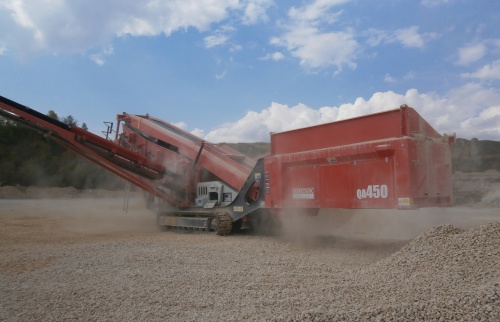 Грохот SANDVIK QA440 (Extec S-6) купить в компании Рабочие Машины