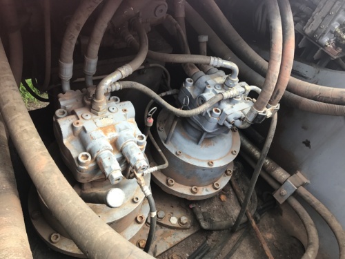 Гусеничный экскаватор HITACHI ZAXIS 600LC, 2005 г. купить в компании Рабочие Машины